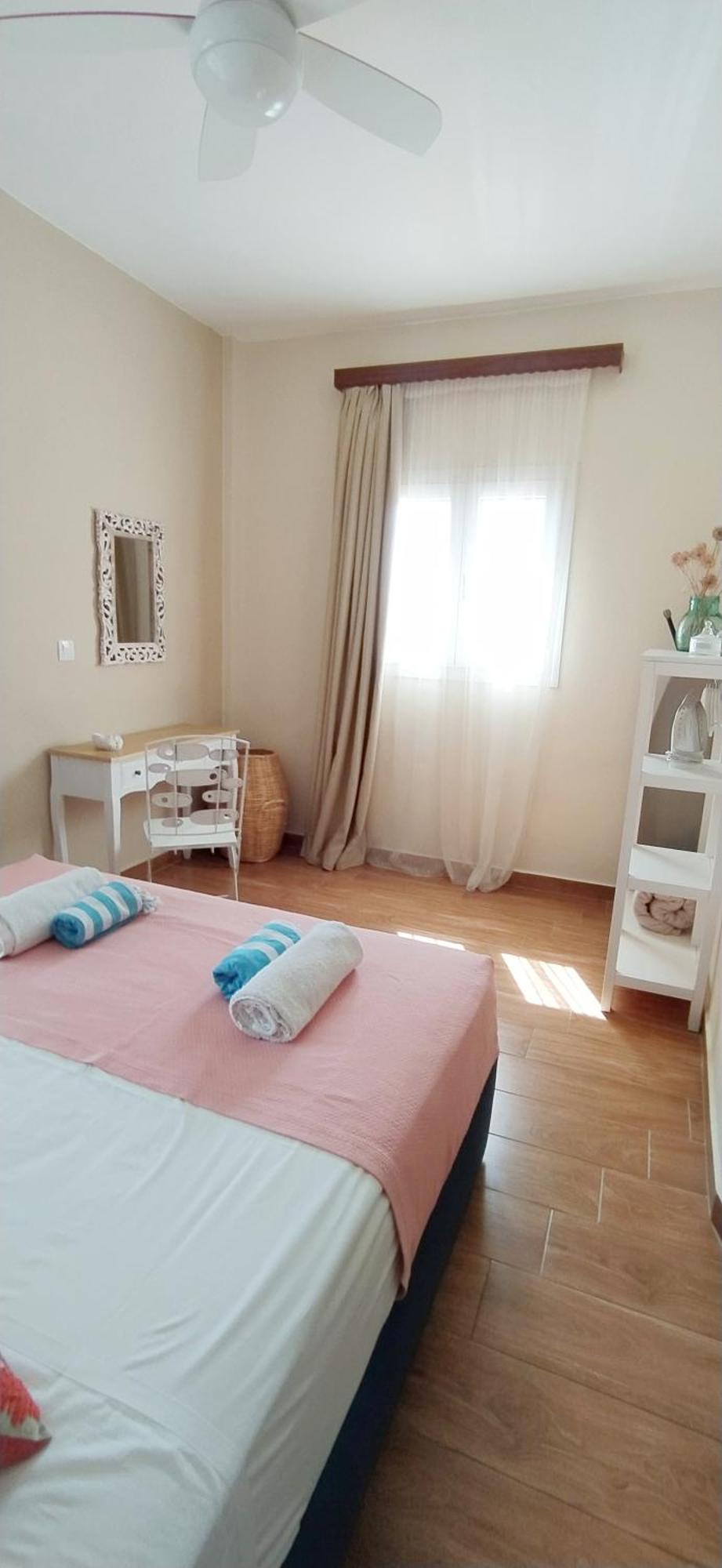 Stayatlenas نيكيتي المظهر الخارجي الصورة